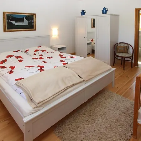 Red Lion Vendeghaz Gæstehus 4*